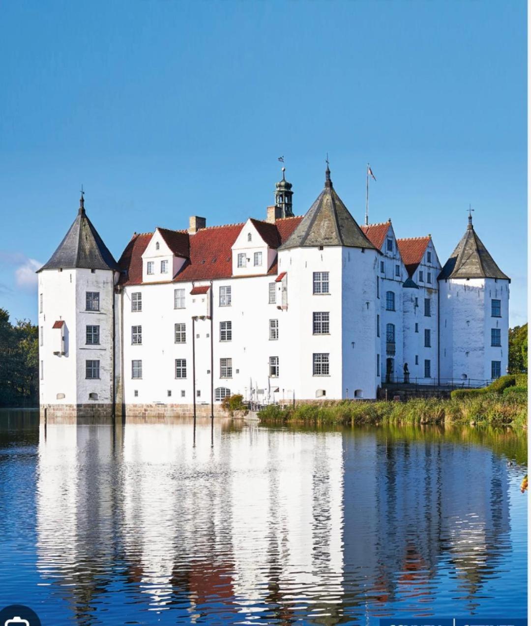 Ferienwohnung Am Schlosspark Глюксбург Экстерьер фото